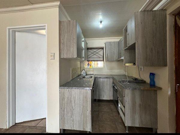 2 Bedroom Property for Sale in Mdantsane Eastern Cape